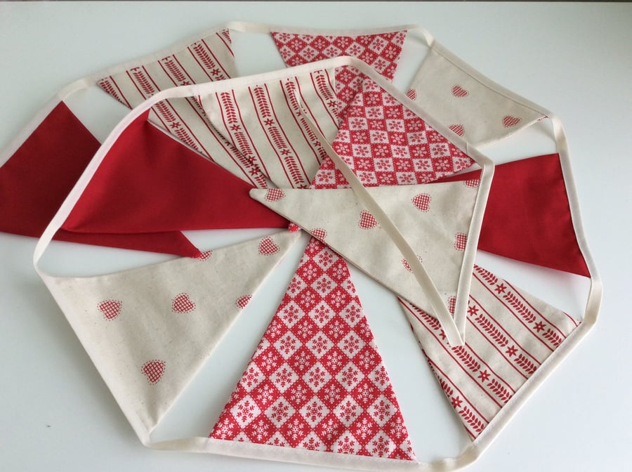 Christmas Bunting - 12 flags Scandinavian Style.