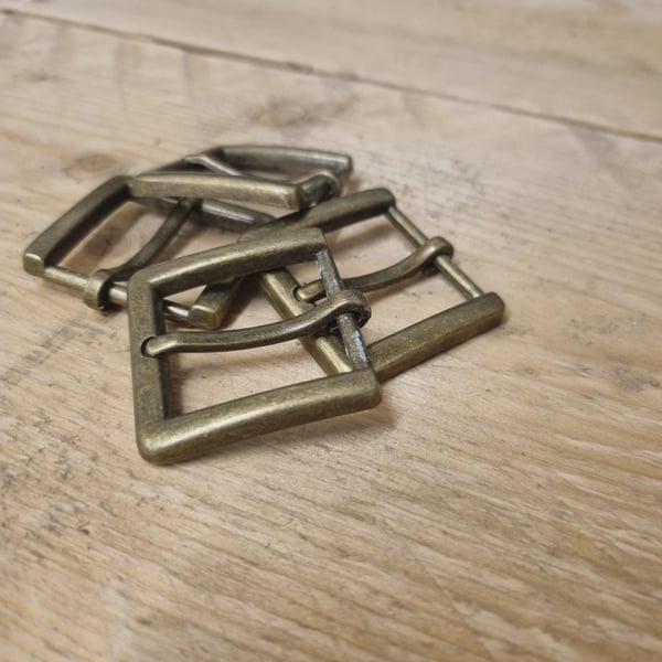 30mm Brass Tone belt buckles X10