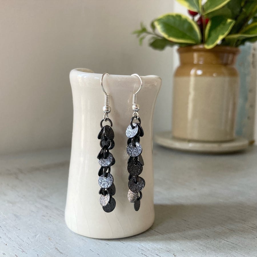 Black sparkle earrings, vintage chain, party earrings