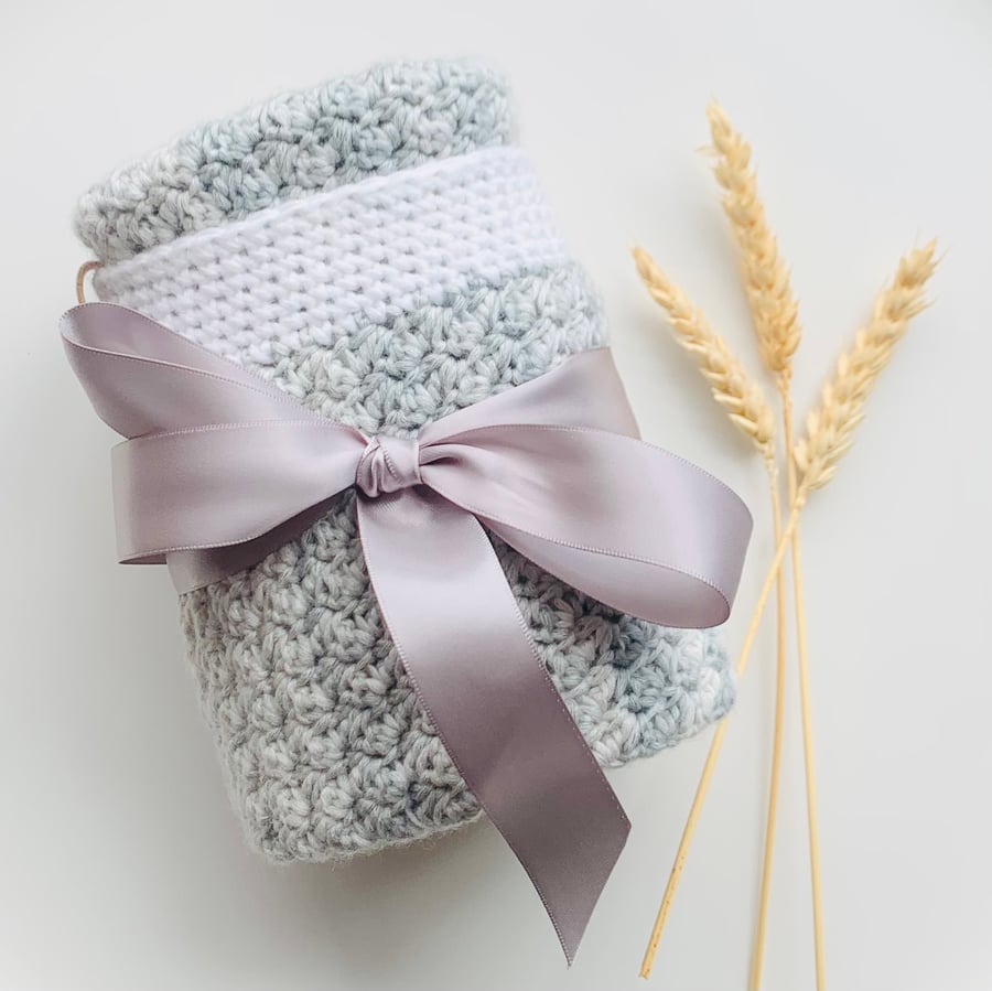 Summer Weight Cotton Blend Ombré Pram Blanket