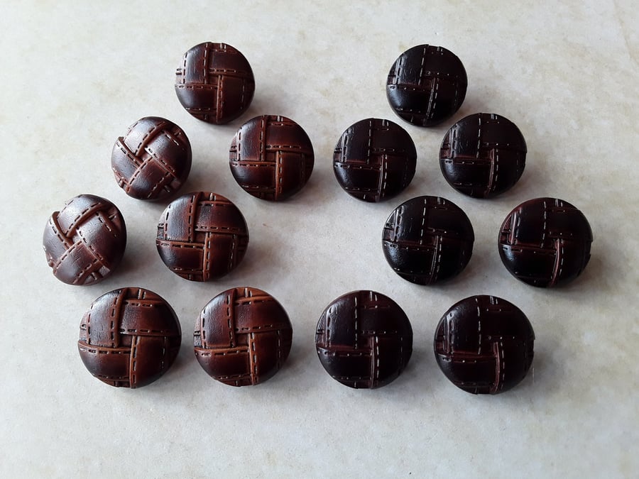 7 8" 22.4mm 36L Imitation Leather Football Buttons in 2 colours
