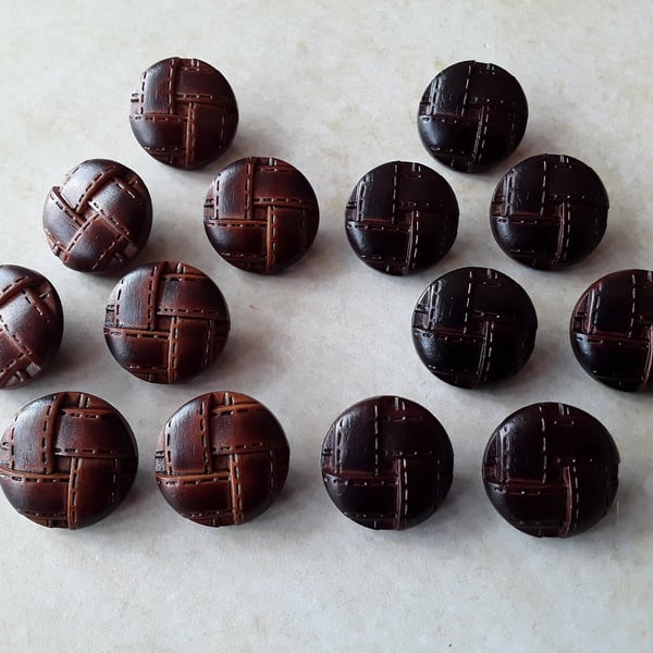 7 8" 22.4mm 36L Imitation Leather Football Buttons in 2 colours