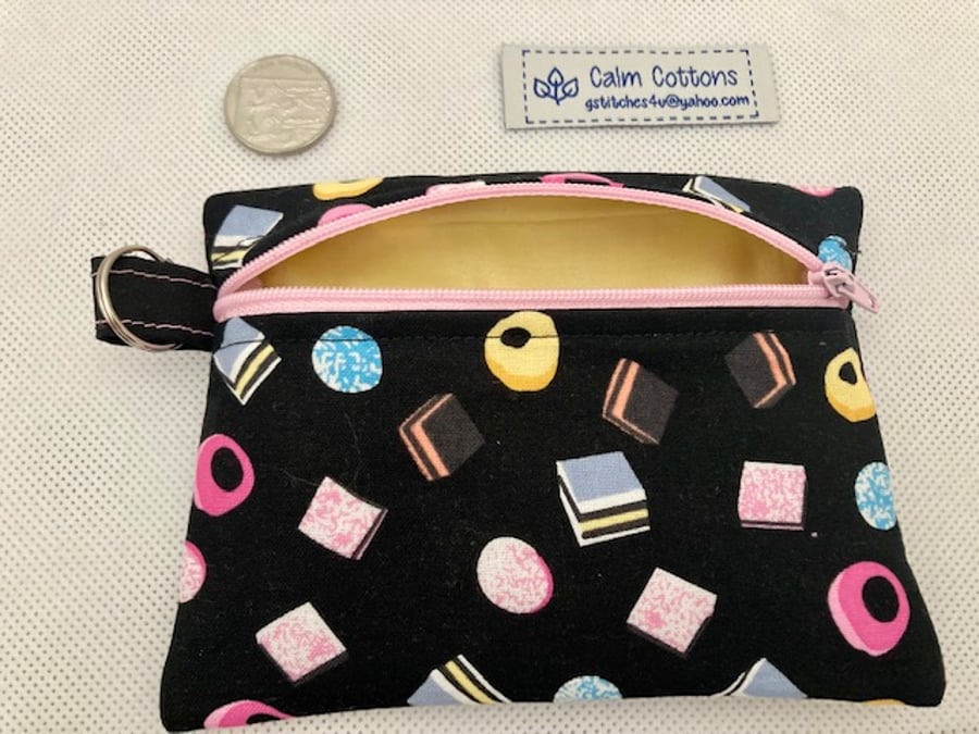 Fabric coin purse - Card wallet - Face mask pouch - Reusable shopping bag holder