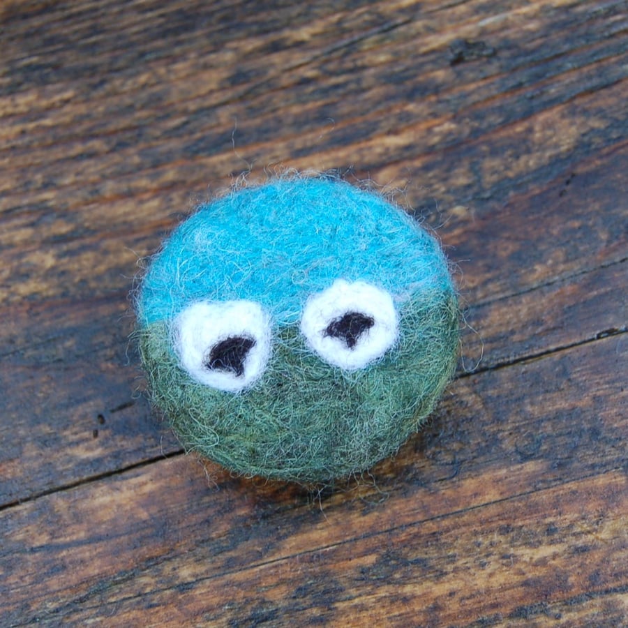 Needle felt brooch Yorkshire dales sheep ladies jewellery charity donation