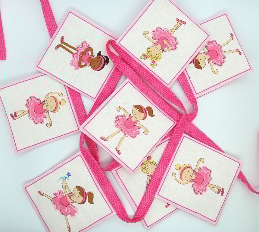 Ballerina Bunting 19F