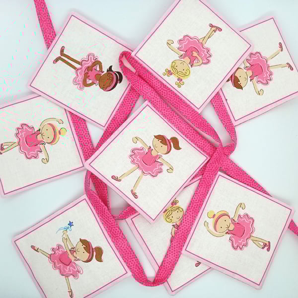 Ballerina Bunting 19F