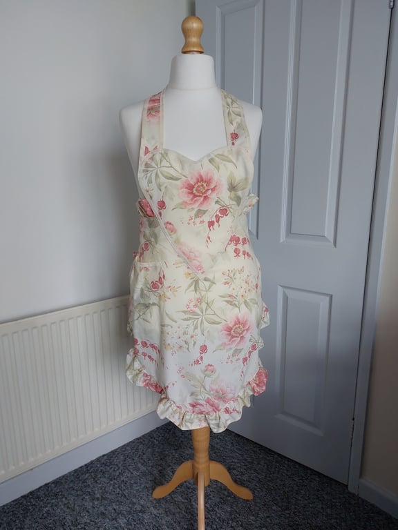1940's retro style sweetheart apron 