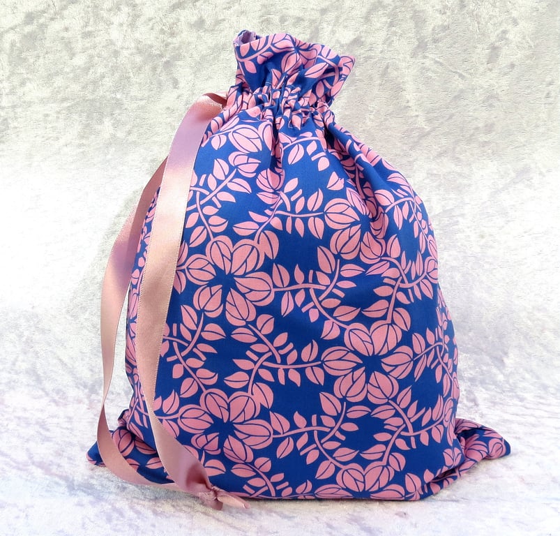 Liberty Tana Lawn bag, lined drawstring bag, 33cm