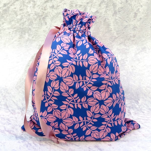 Liberty Tana Lawn bag, lined drawstring bag, 33cm