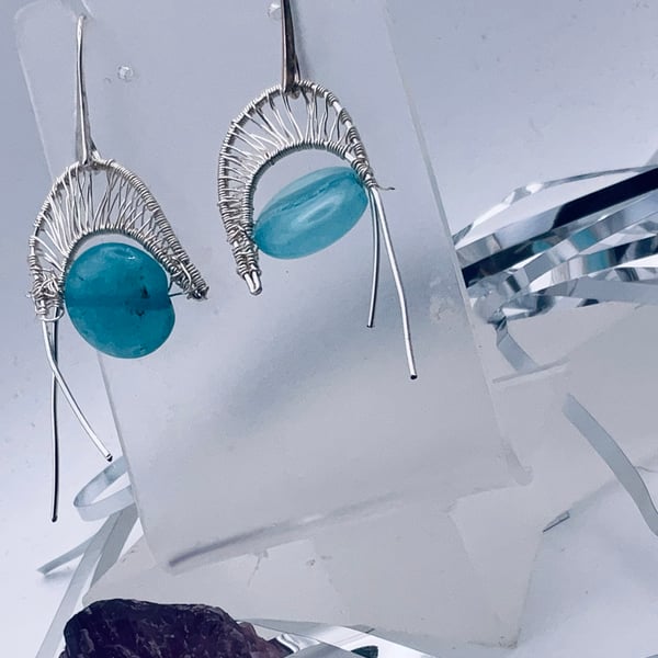 Aquamarine coloured disc agate bead earrings with figure eight wire weaving