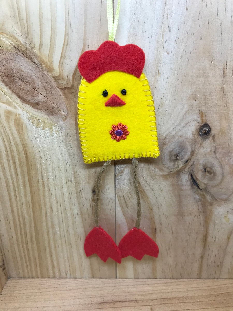 Felt Chicken Decoration. (492)