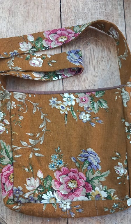 Hand made sanderson fabric long handled bag