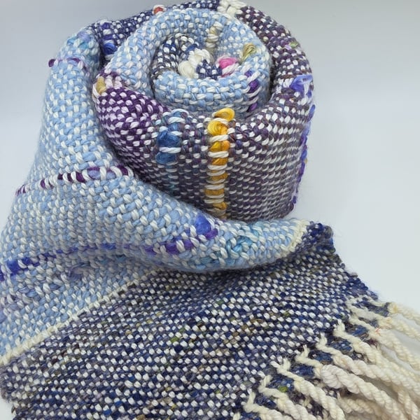 Fully textured woven scarf