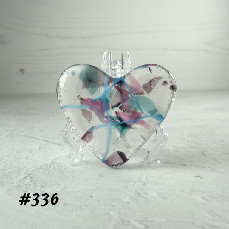 Pink purple blue heart fused glass pocket hug with stand 5x4.5cm (336)