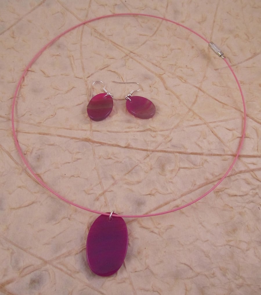 Oval Pink Striped Agate Necklace and Earring Set