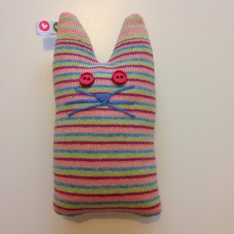 Knitted stripey cat 