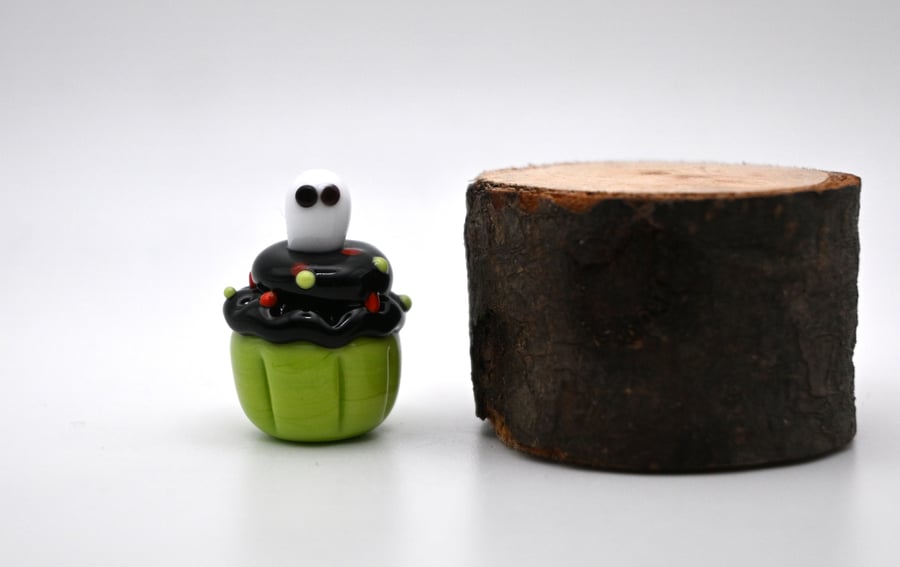 small glass ghost cupcake