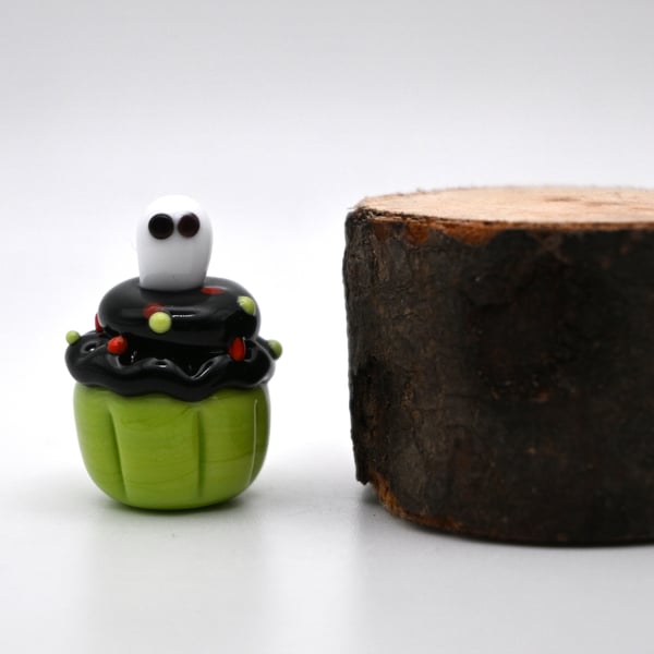 small glass ghost cupcake