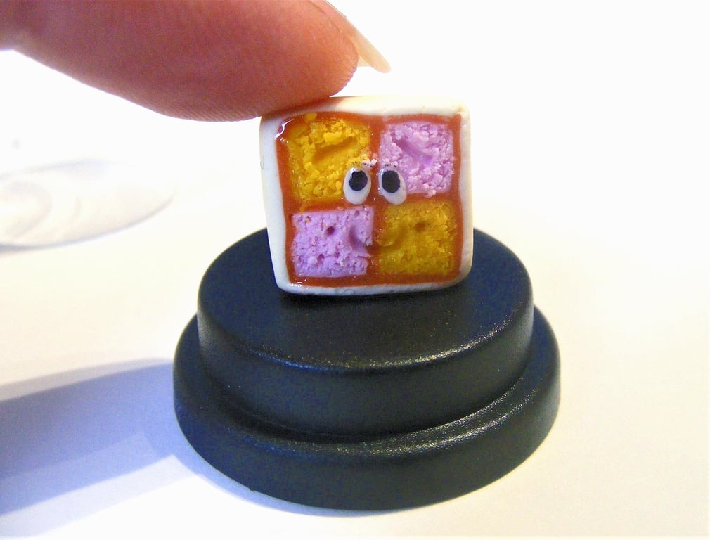 Pet Battenberg Cake, Pet Cake, Nostalgic gift, Iconic food