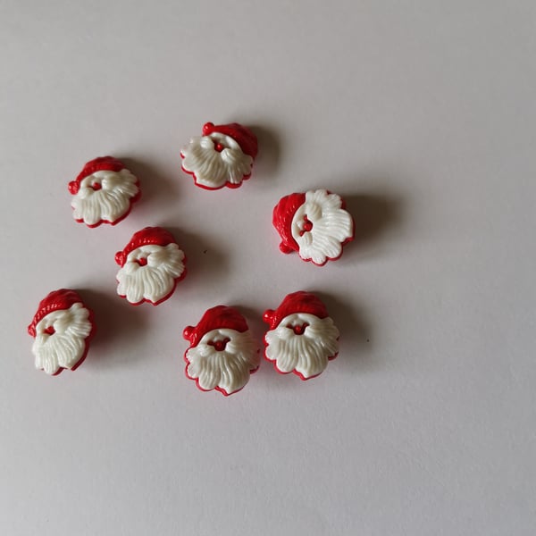 10 Santa Face Shape Shank Buttons, 20mm x 18mm Buttons