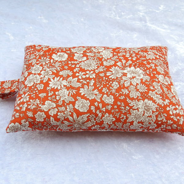 Mouse wrist rest, wrist support, floral, Liberty cotton