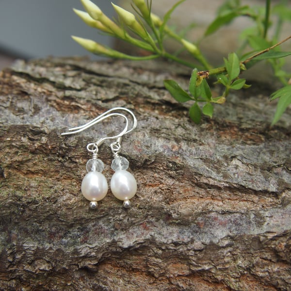 Freshwater pearl and aquamarine earrings