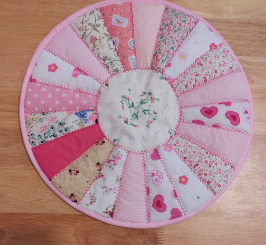 Placemat, Table mat, quilted, patchwork, round,... Folksy