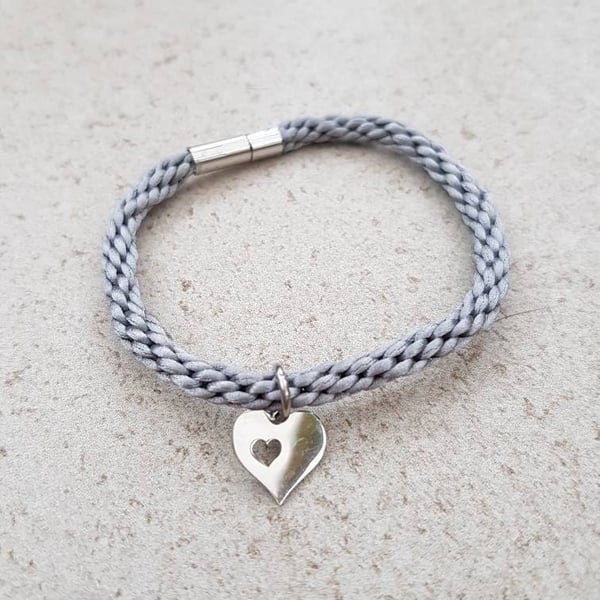 Silver Heart Bracelet, Gift for Mum, Girlfriend gift, Love heart charm