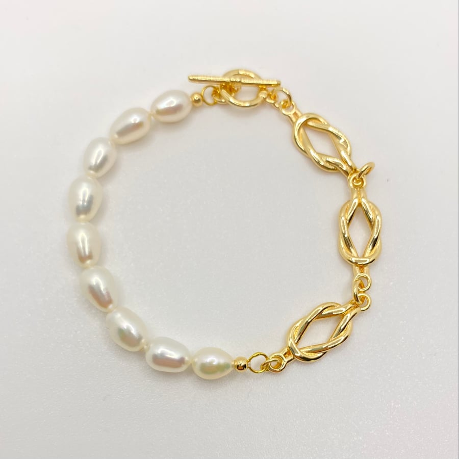 Freshwater Pearl Gold Plated Chain Bracelet