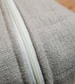 Beige boxed toiletry bag - Image 4