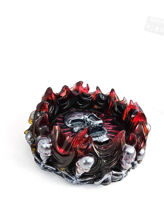 Gothic Skull Ashtray: Handmade Resin Flame Tray, Witchy Decor
