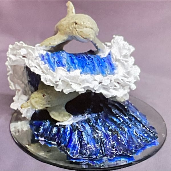 2 Dolphins and a Wave