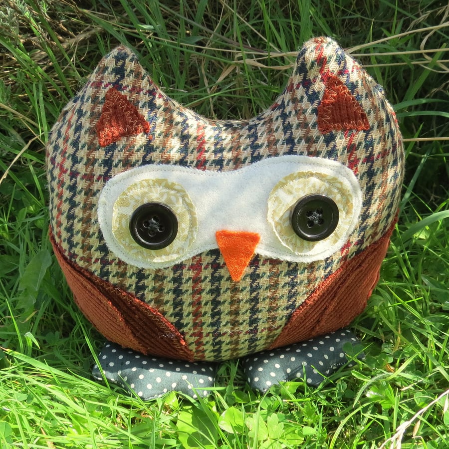 Humphrey, an owl doorstop.  Owl bookend.