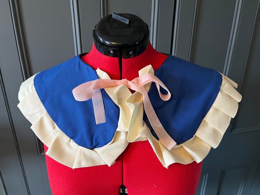 Reversible Detachable Collar – Handmade from Vintage Fabrics