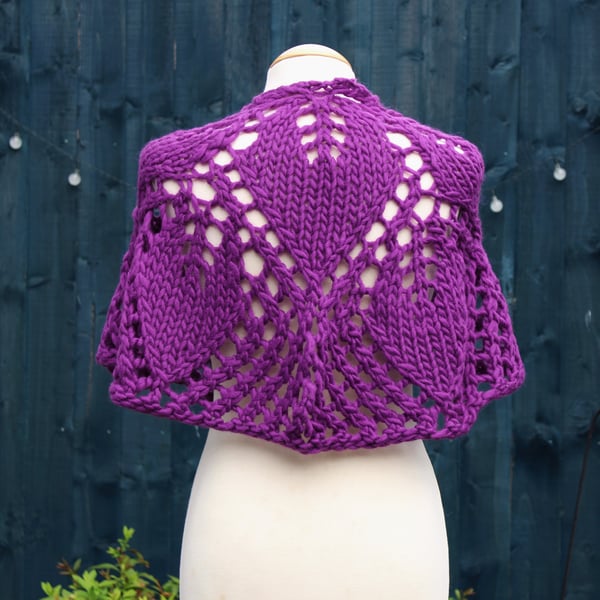 Chunky hand knit lace shawl in amethyst purple 100% wool - design SB168