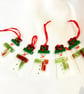 Traditional snowman Christmas decoration in fused glass - Image 3