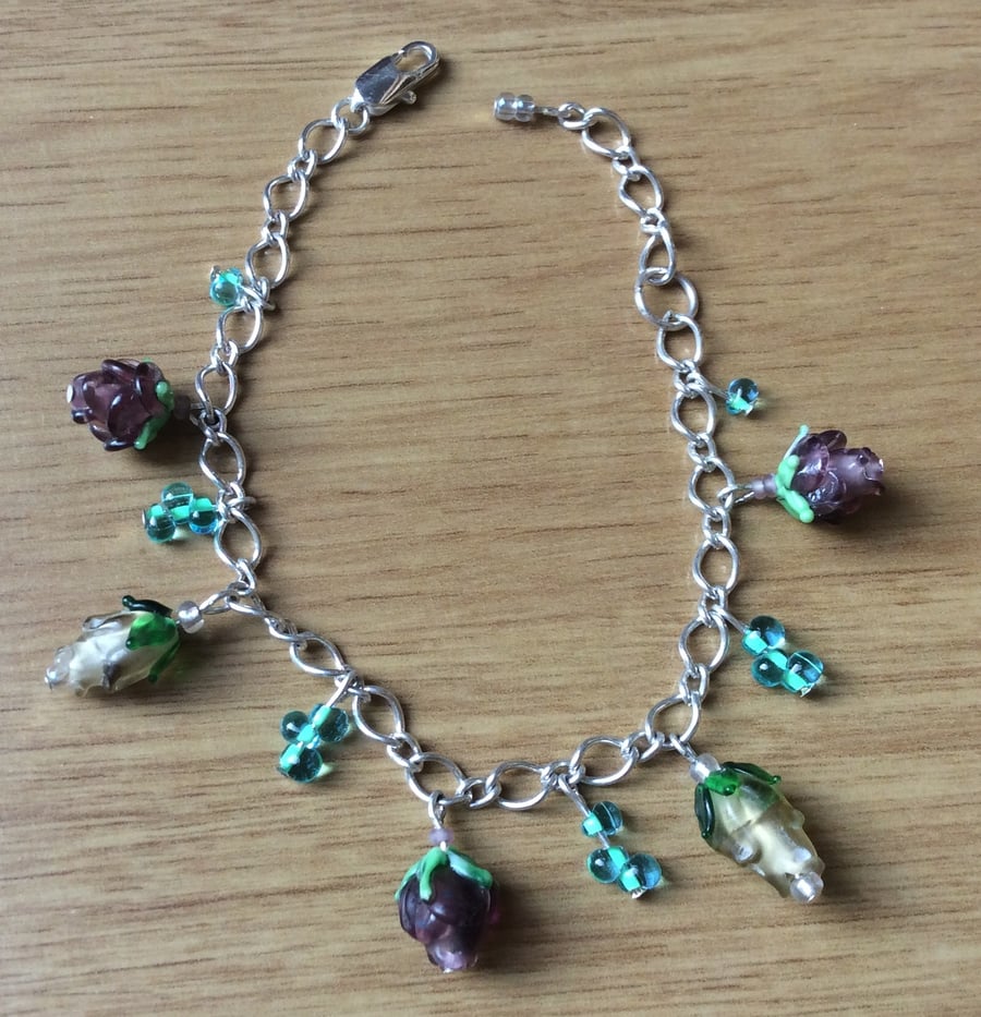 White and Purple Flower Glass Bead Charm Bracelet