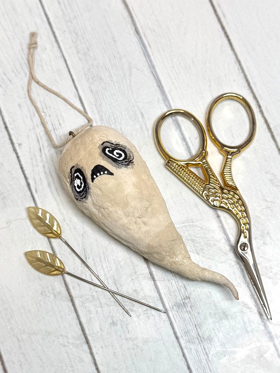 Spun Cotton Cream Ghost 3