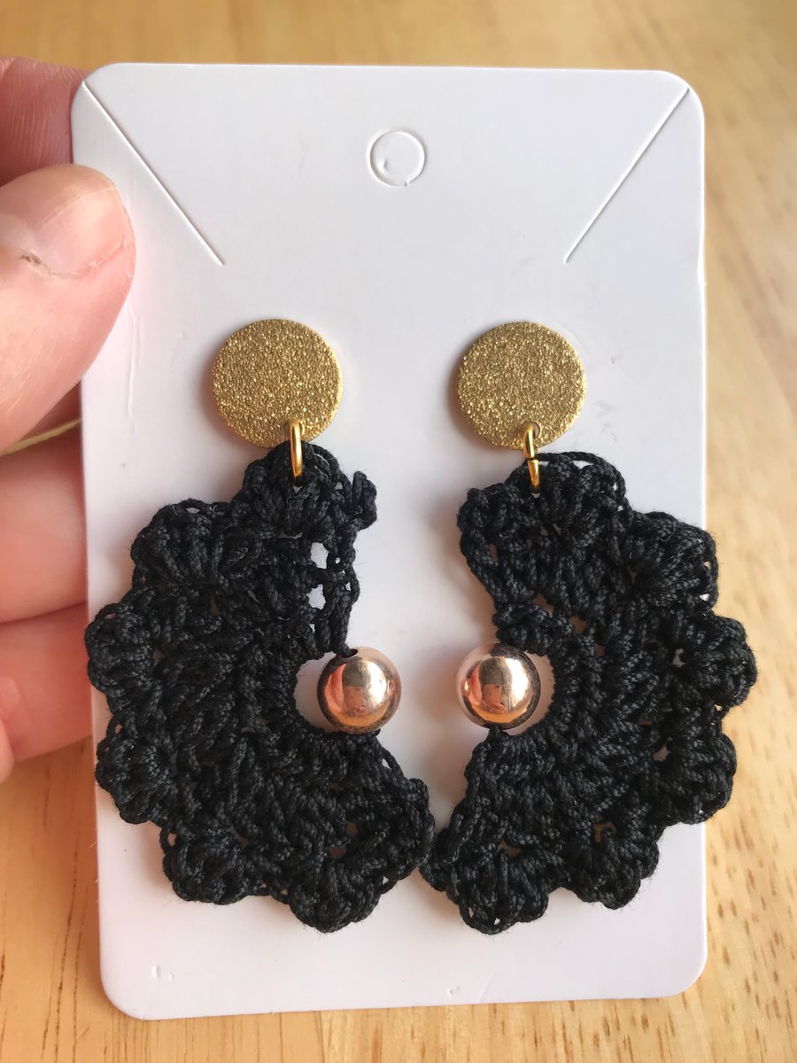 Elegant and simple black and gold earrings