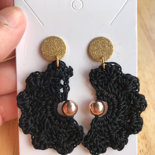 Elegant and simple black and gold earrings