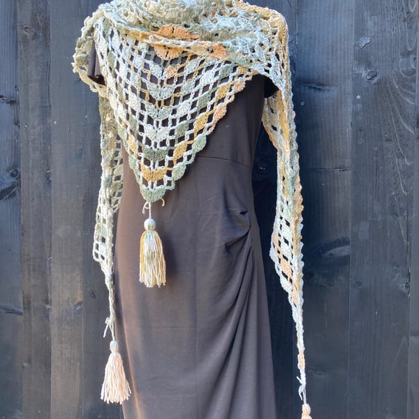 Light Lace Summertime Shawl with Tassels 