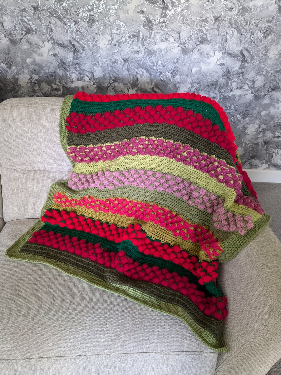 Strawberry fields crochet blanket pattern