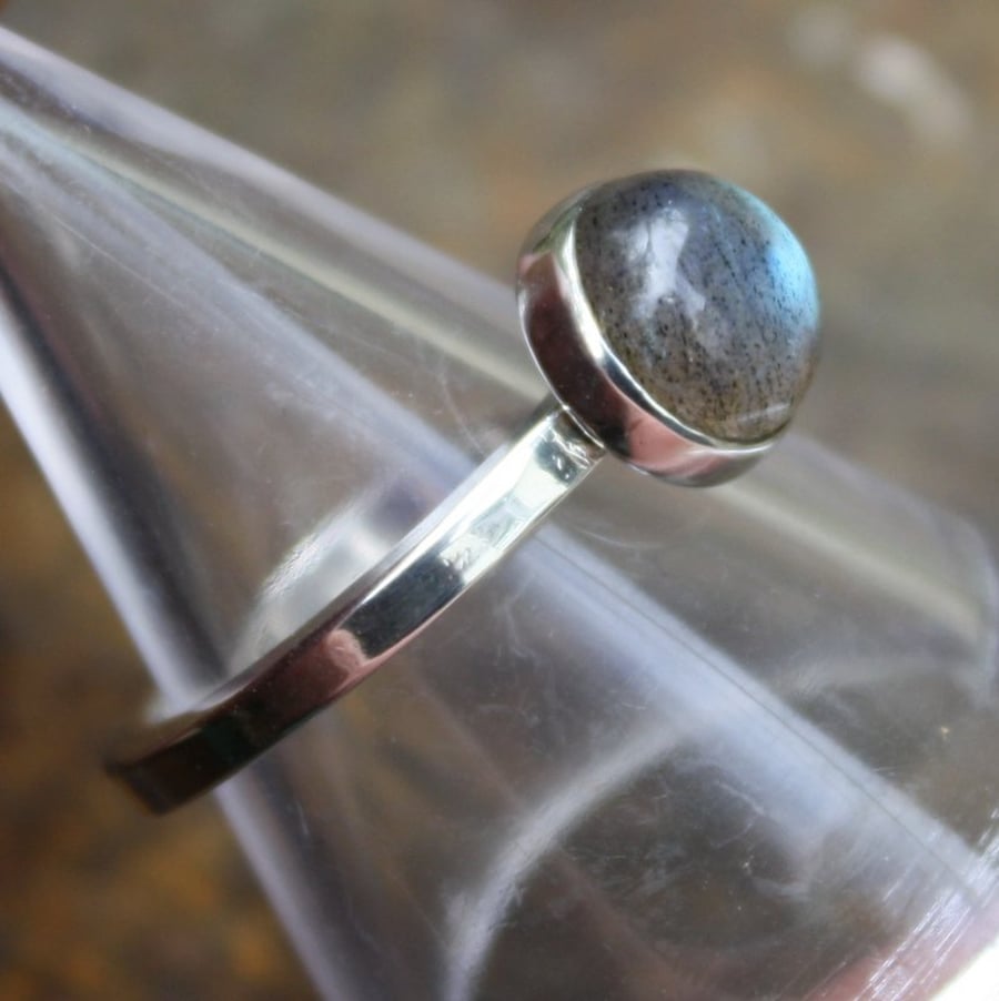 Silver and labradorite ring