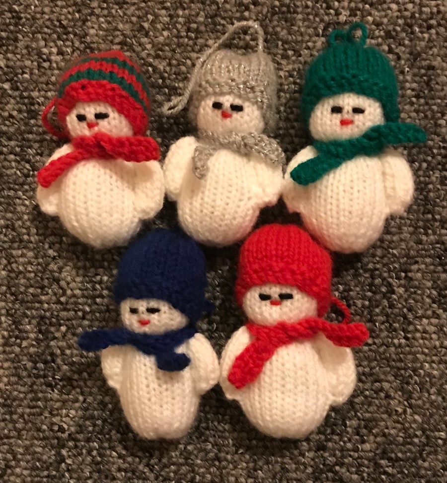Handmade Knitted snowman x5