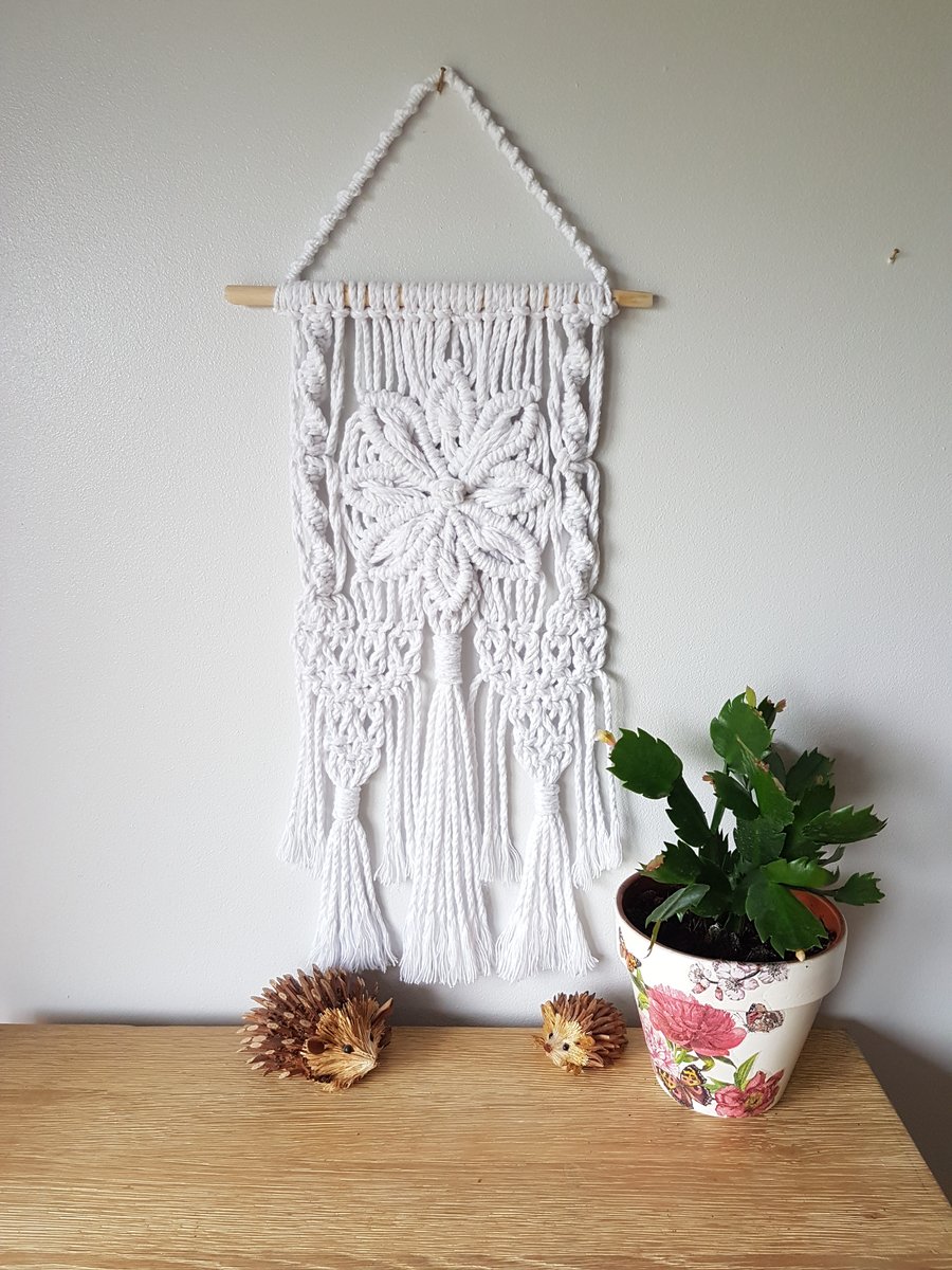 Handmade White Flower Macrame Wall Hanging