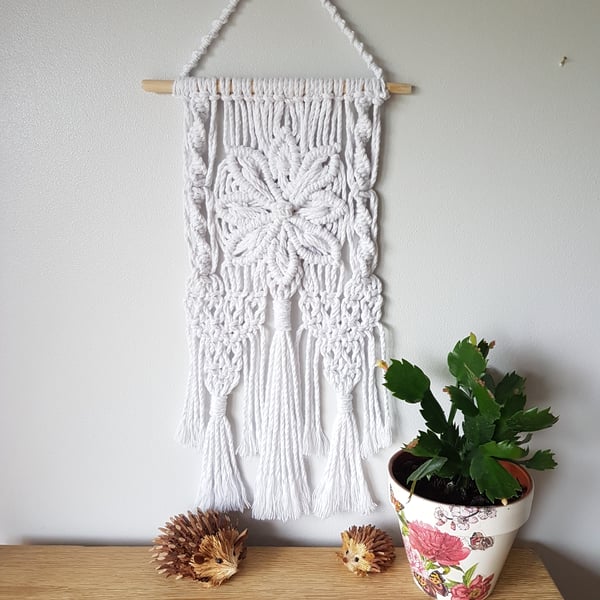 Handmade White Flower Macrame Wall Hanging