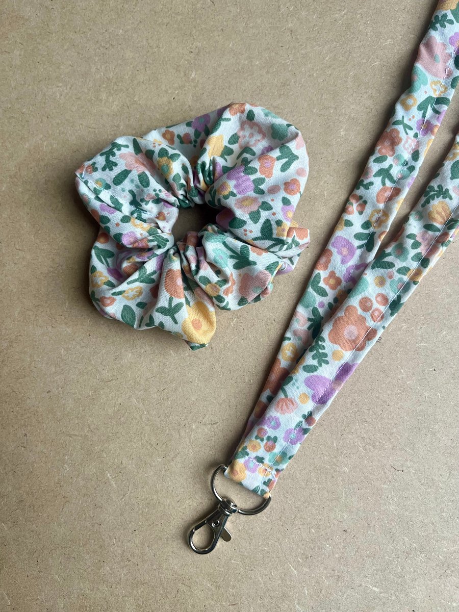 Floral Lanyard and Scrunchie Matching Set