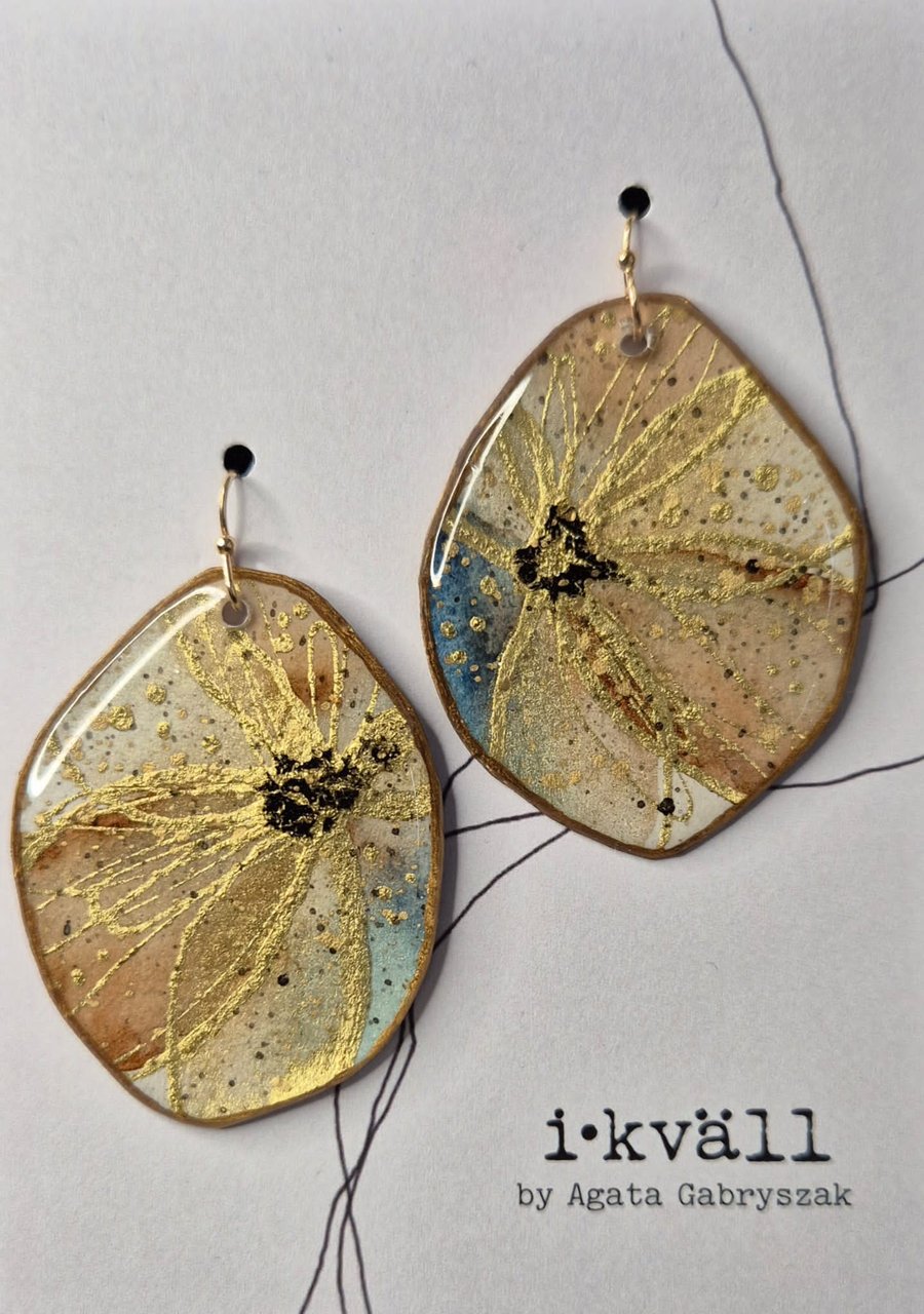 Statement Earrings, Large, Lightweight and Stylish, Gold 5x4cm