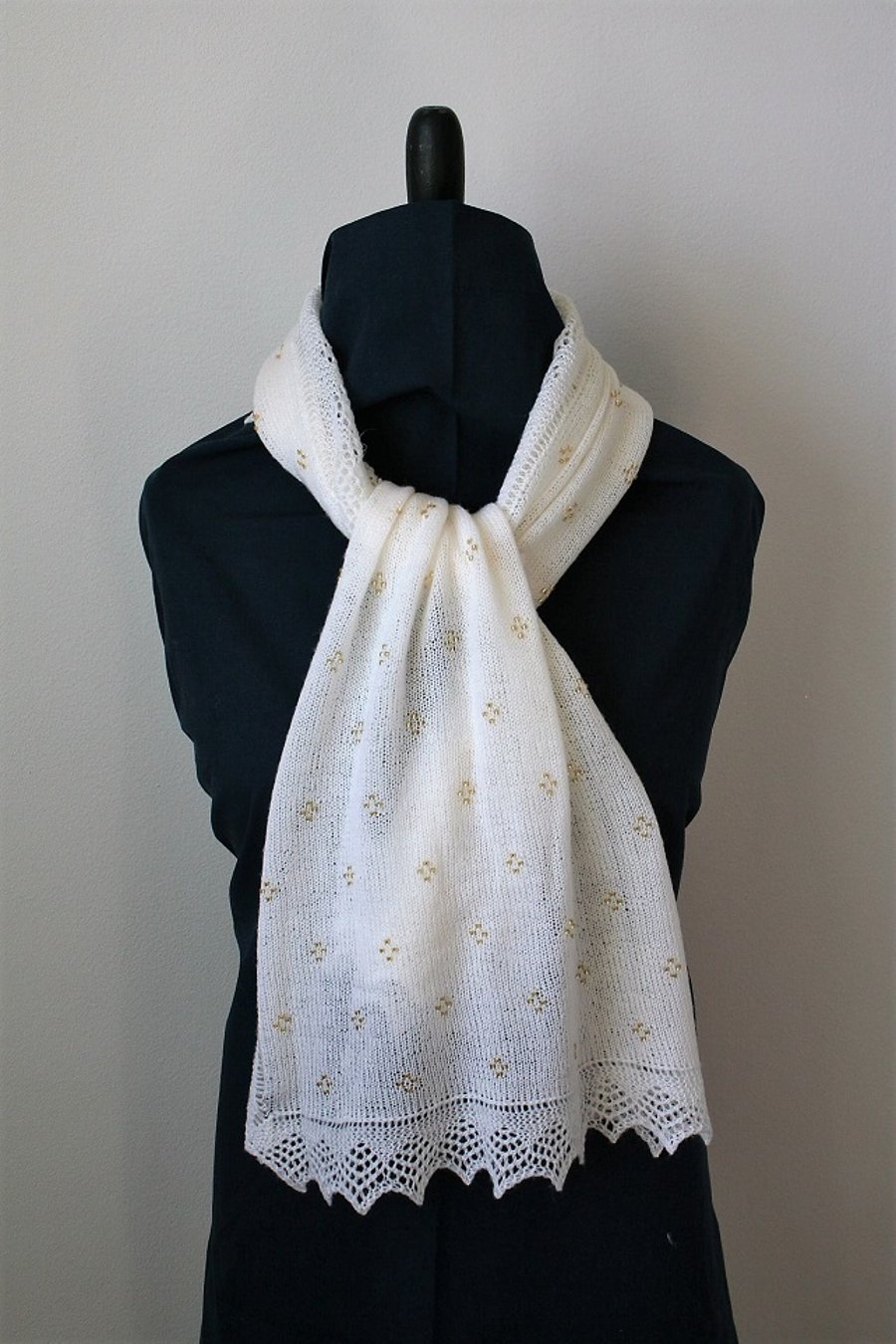 Hand Knitted White Merino Wool Scarf 