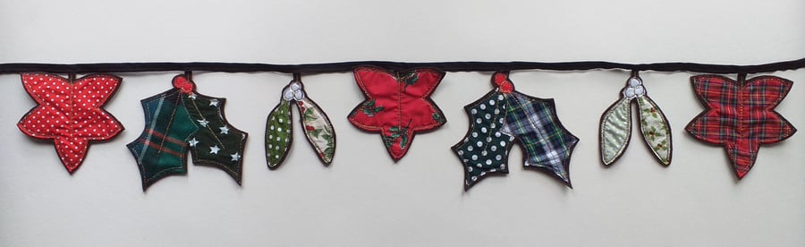 Embroidered Christmas Leaves Garland